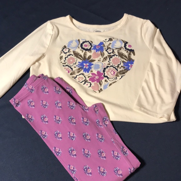 2 outfits 1 pj set - Picture 2 of 4